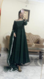 Elegant Raw Silk Suit with Net Dupatta